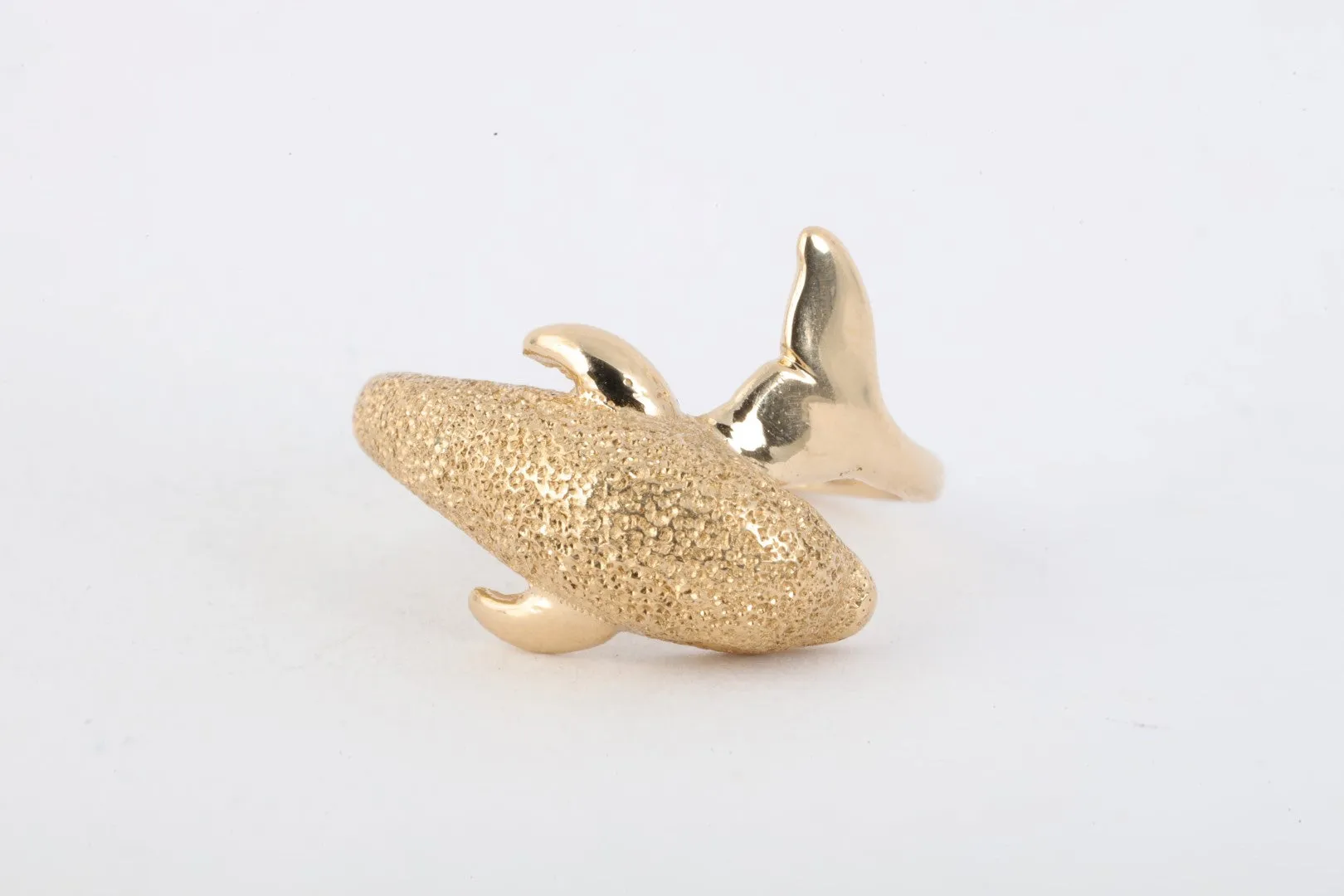 14k Yellow Gold Dolphin Ring Size 7 (4.21g.)