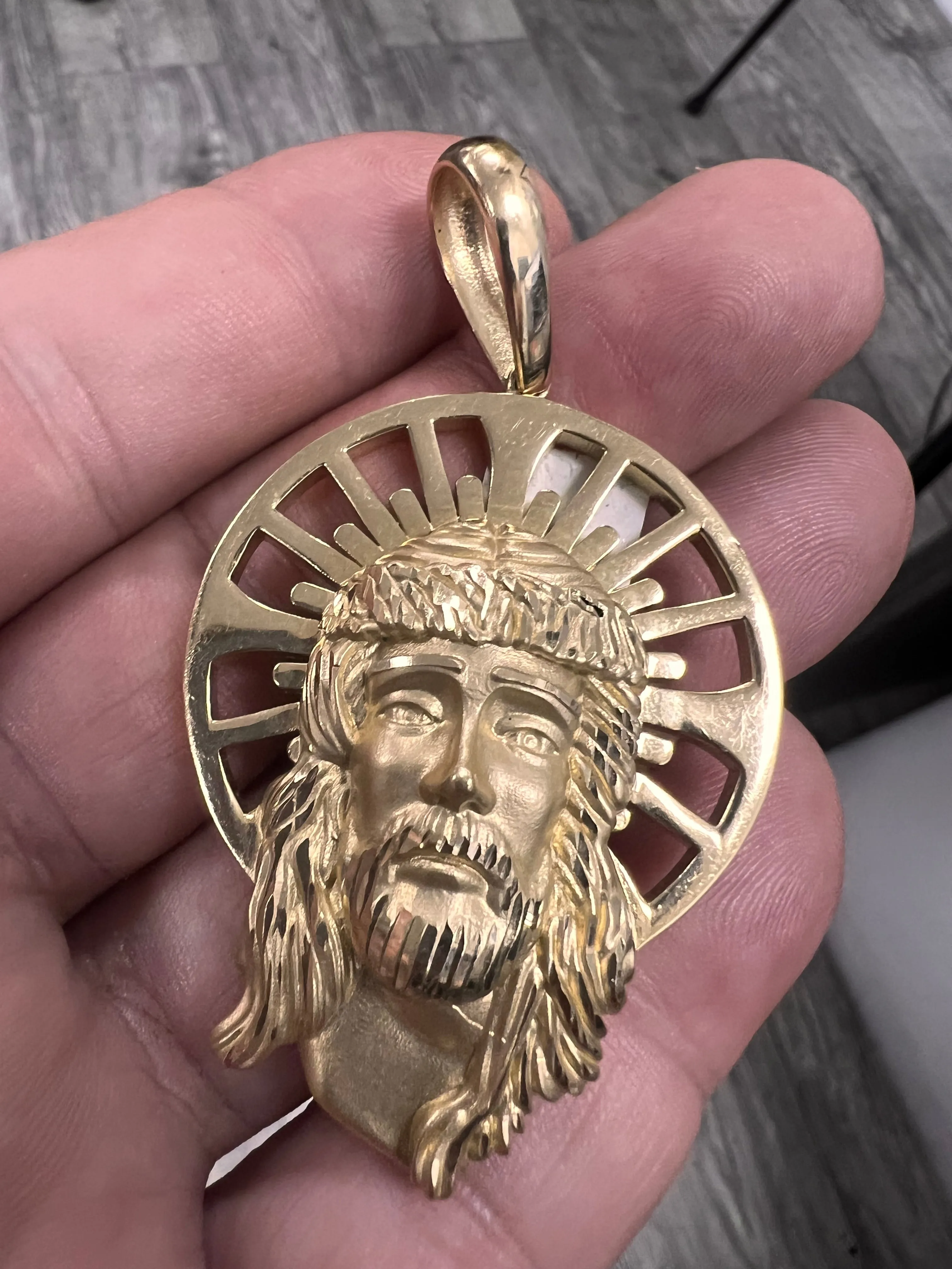 14K Yellow gold Jesus face charm-318005