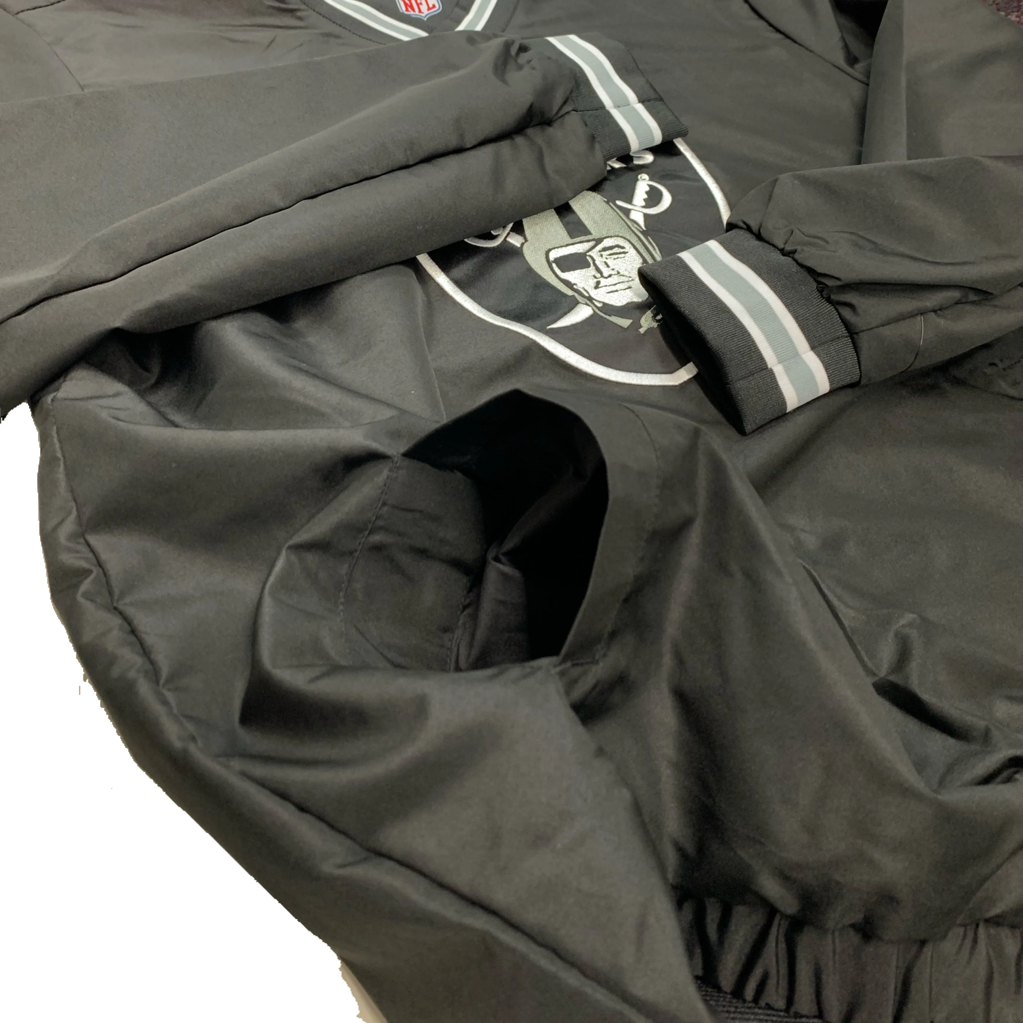 Las Vegas Raiders Windbreaker with Two Pockets