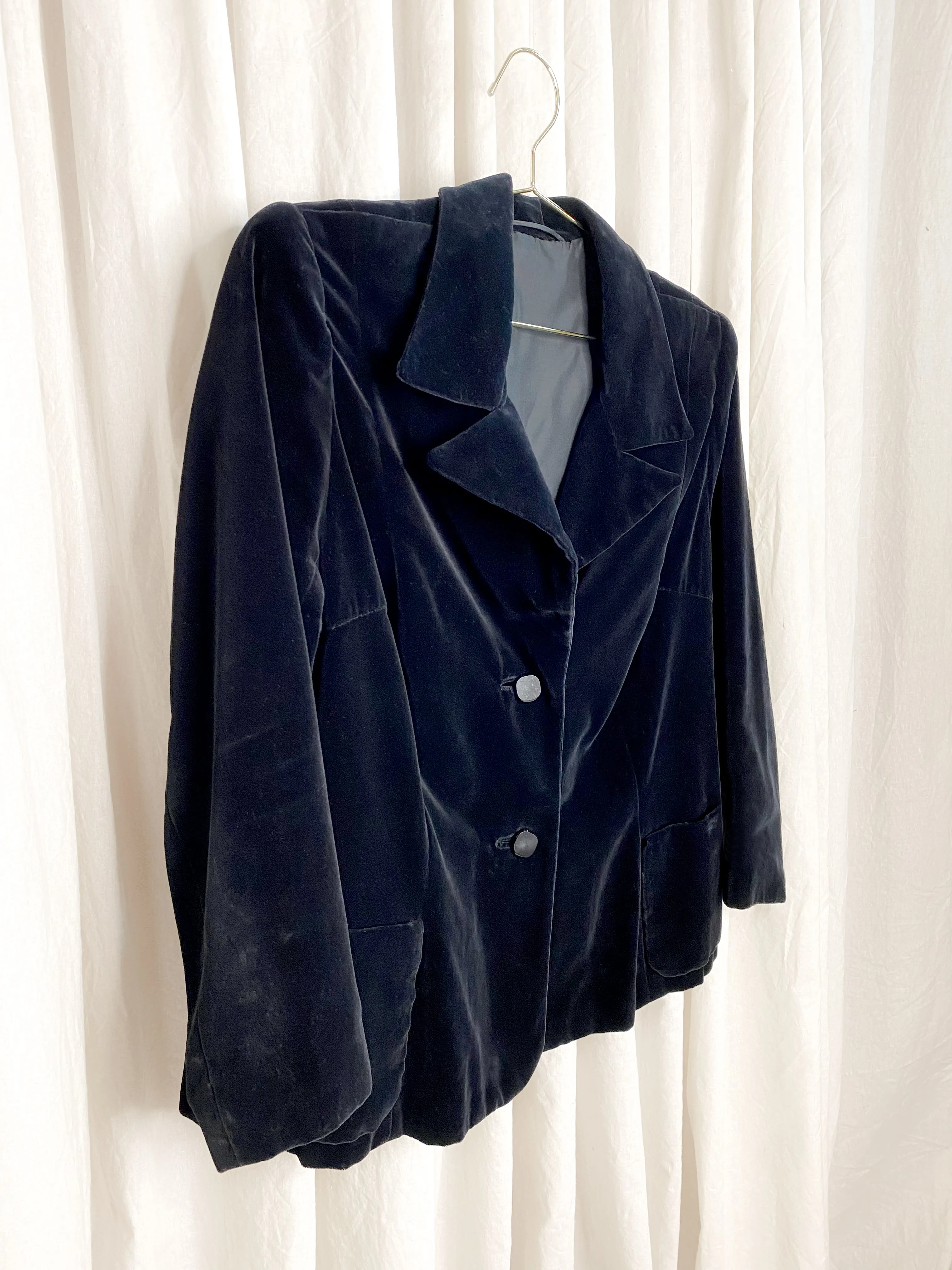 VINTAGE VELVET BLAZER [ Black, Size Medium / Large ]